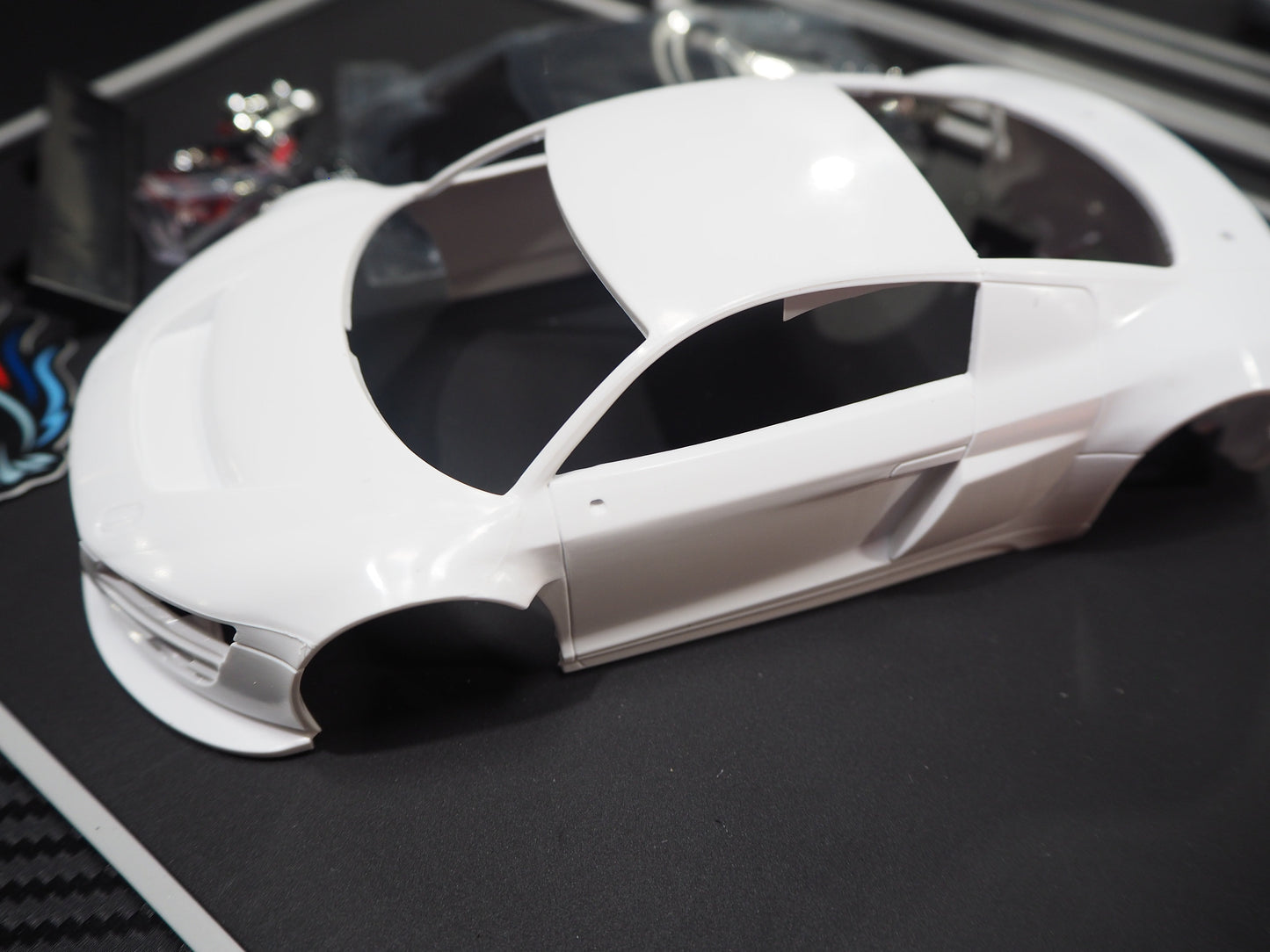 Silver Horse RC Audi R8 98 mm Body - Unpainted